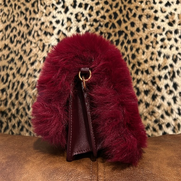🚫SOLD🚫SOLD🚫 Jimmy Choo Madeline Faux Fur Crossbody Clutch Bag - Picture 4 of 15